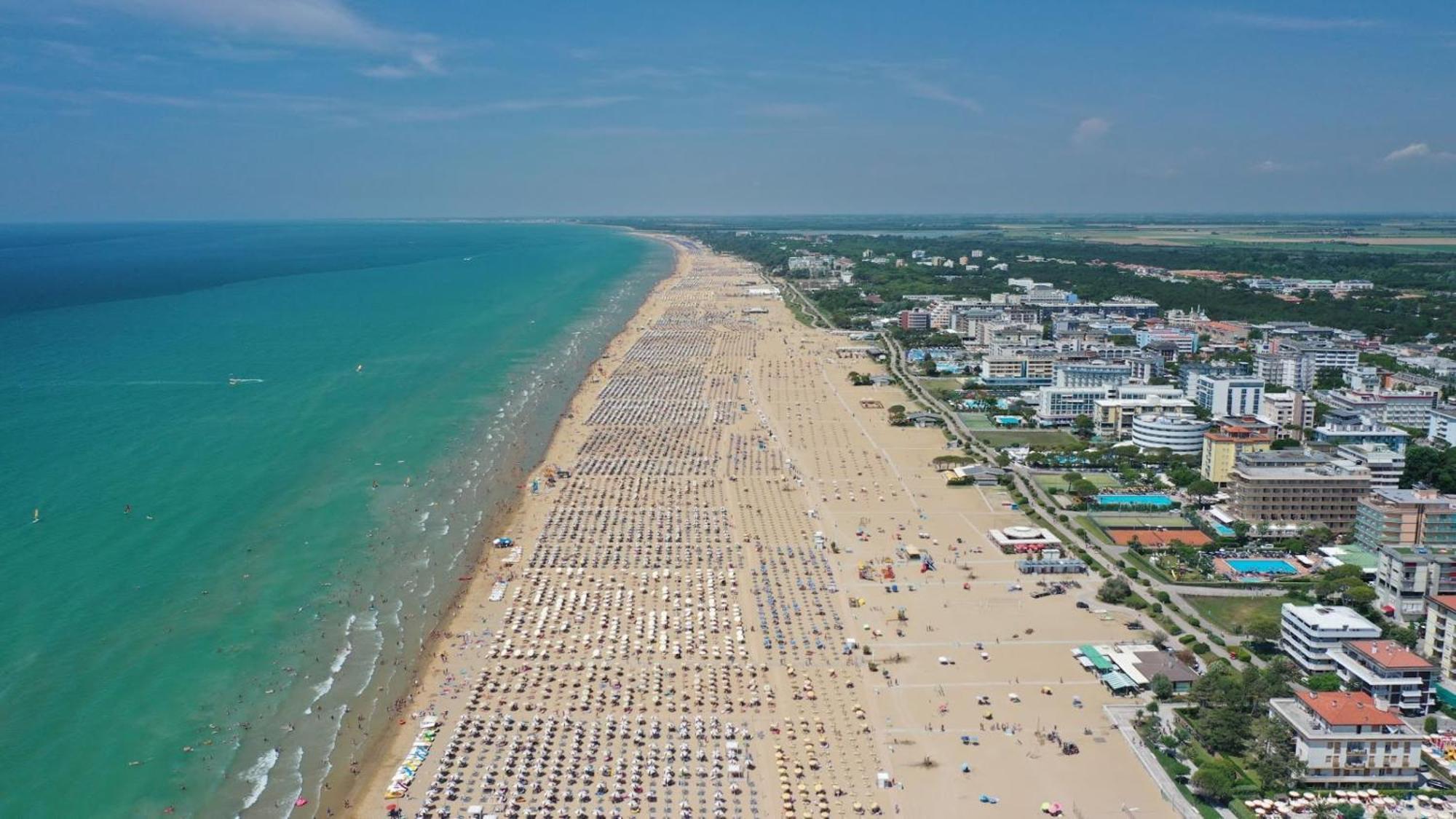 Nice Apartment With Terrace Next To The Sea Bibione Exterior foto